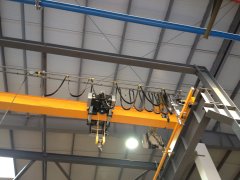 Industrial overhead crane power supply line require