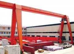 Industrial gantry crane stability