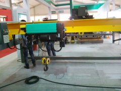 European overhead crane hoisting mechanism design