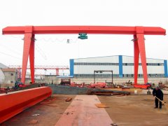 Electric hoist gantry crane configuration